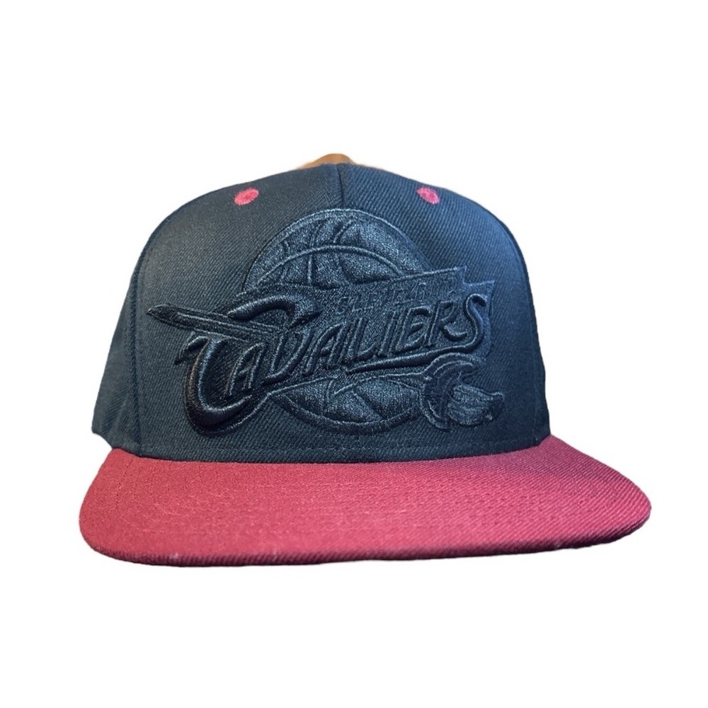 Mitchell & Ness‎ Cleveland Cavaliers Snapback Hat Black Wine NBA Flat Brim Cap
